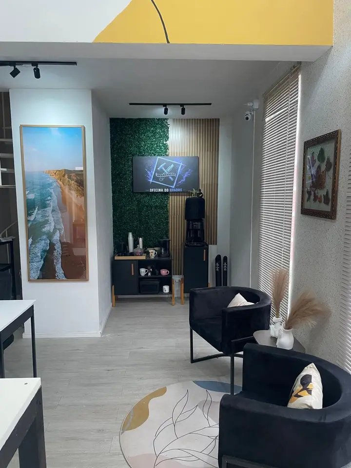 Loja da Oficina do Quadro na Galeria Guanabara, em Campinas